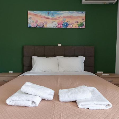 Sea View Apartment In Alimos Region Atina Dış mekan fotoğraf